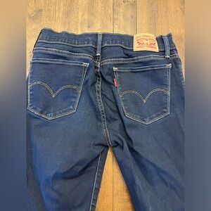 Levi’s dark blue skinny jeans (used)